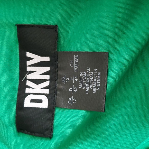 DKNY Apple Green Sleeveless Cocktail Dress - Picture 13 of 16